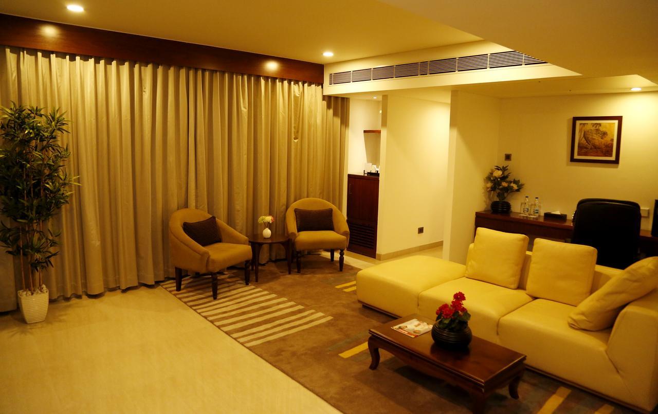 The Raviz Calicut Hotel Екстериор снимка